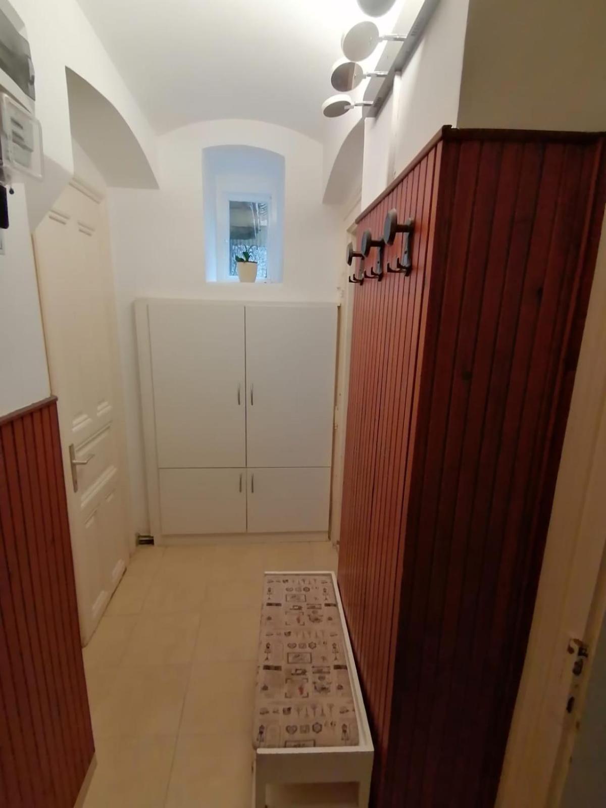 Zagreb Botanical Garden Budget Apartment Kültér fotó