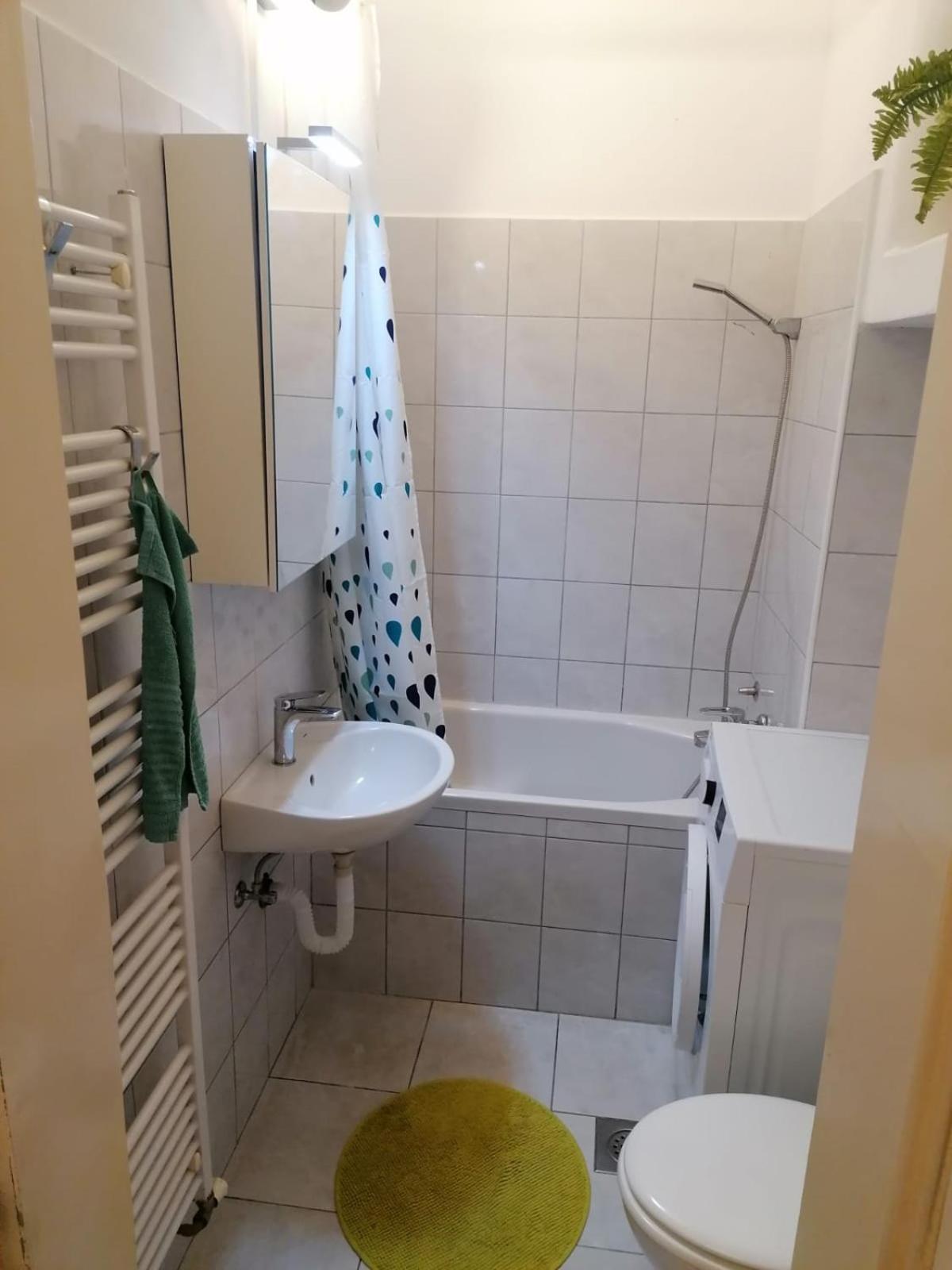 Zagreb Botanical Garden Budget Apartment Kültér fotó